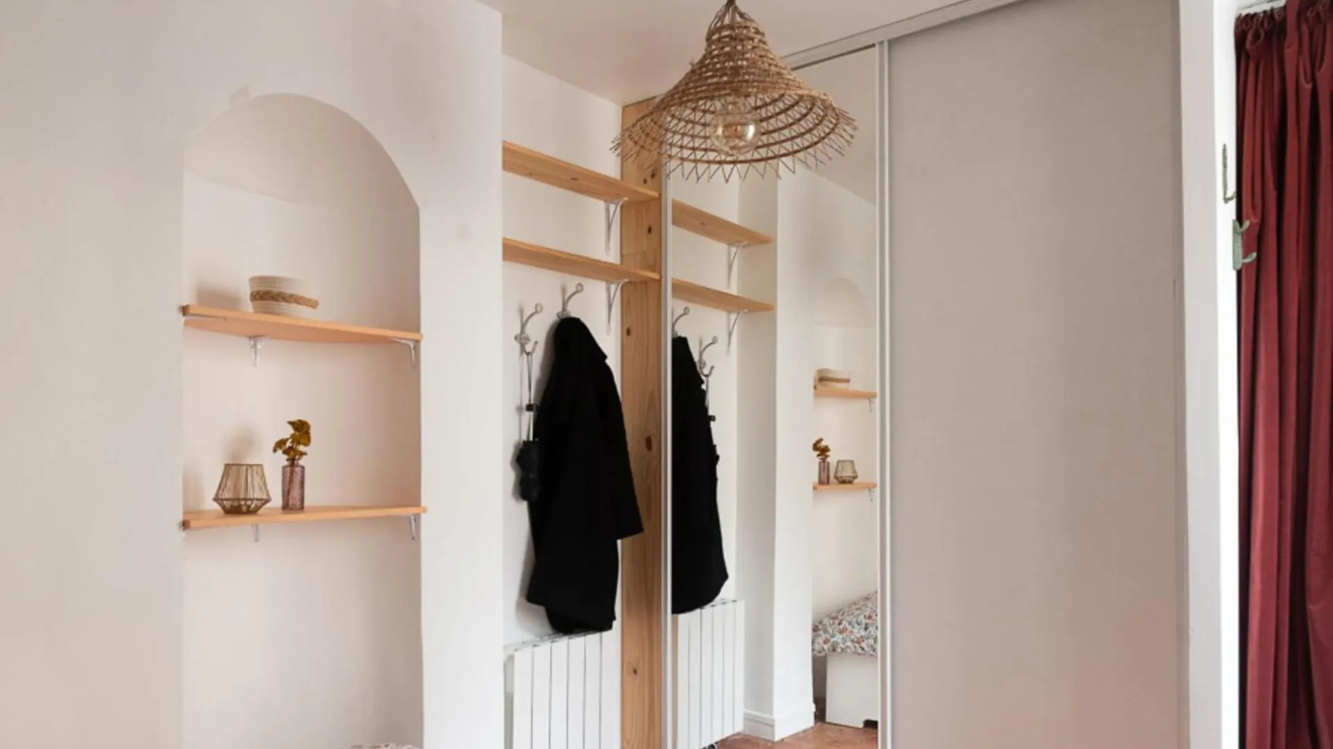 Quiet And Typically Parisian Apartment